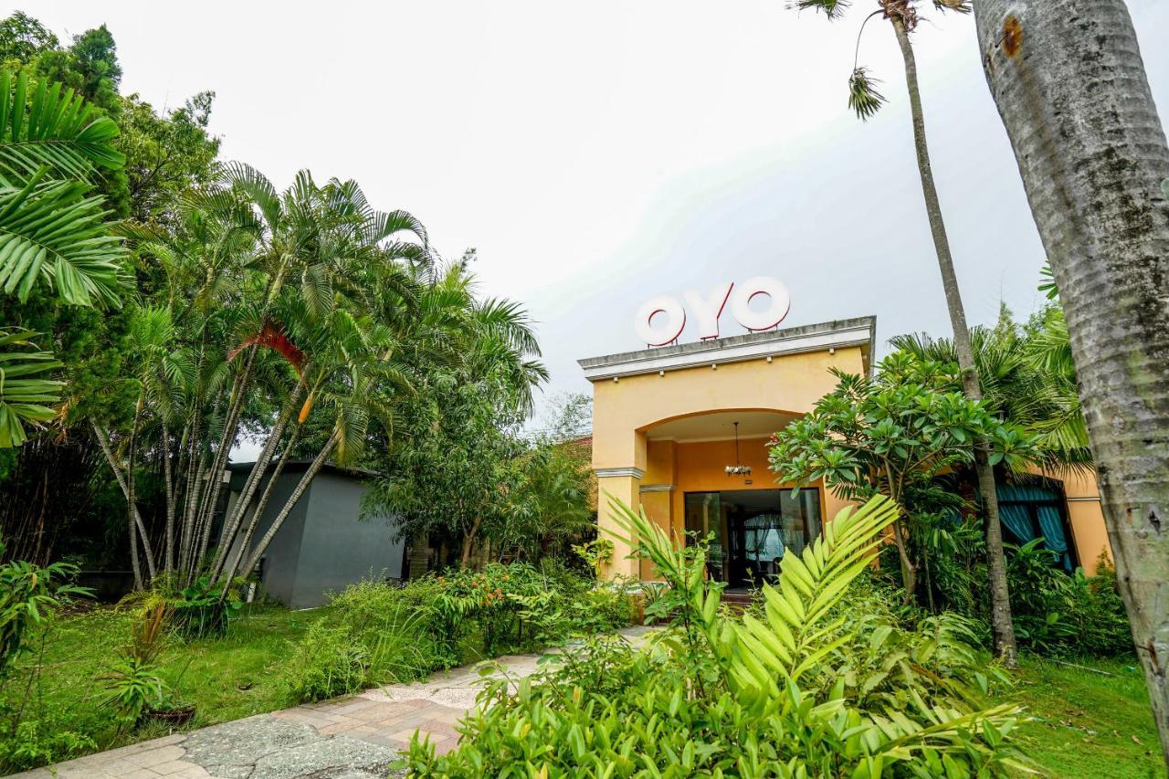 อิสตานา เปอร์มาตา จูอันดา Hotel Sawotratap ภายนอก รูปภาพ