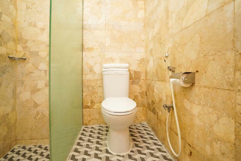 อิสตานา เปอร์มาตา จูอันดา Hotel Sawotratap ภายนอก รูปภาพ